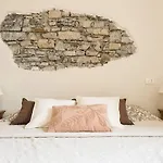 דירה Limone Apartment- *